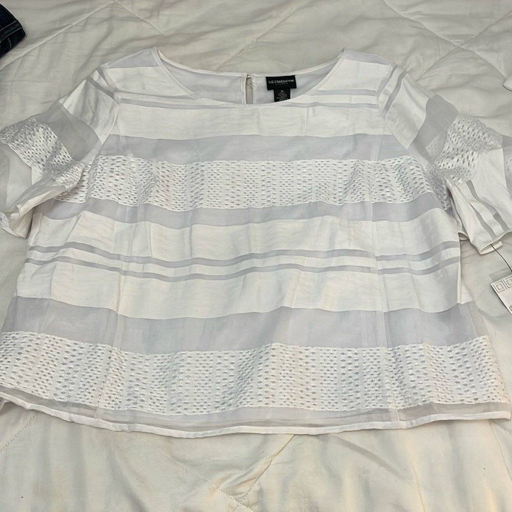 Super cute ruffle shirt!